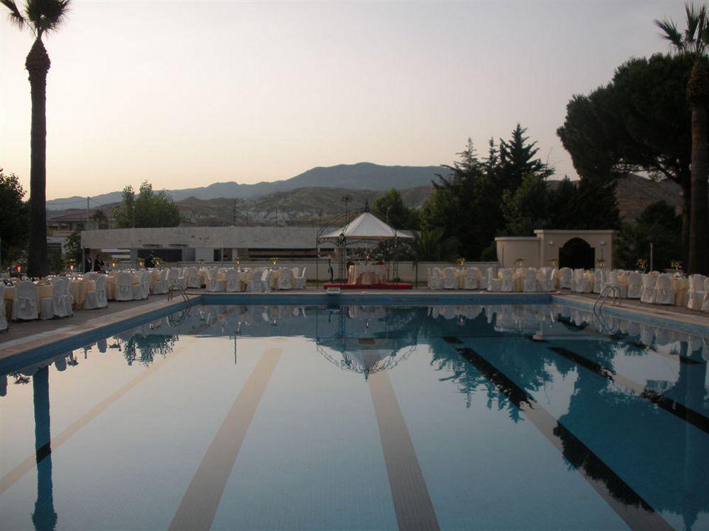 Club Hotel Kennedy Roccella Ionica Exterior photo